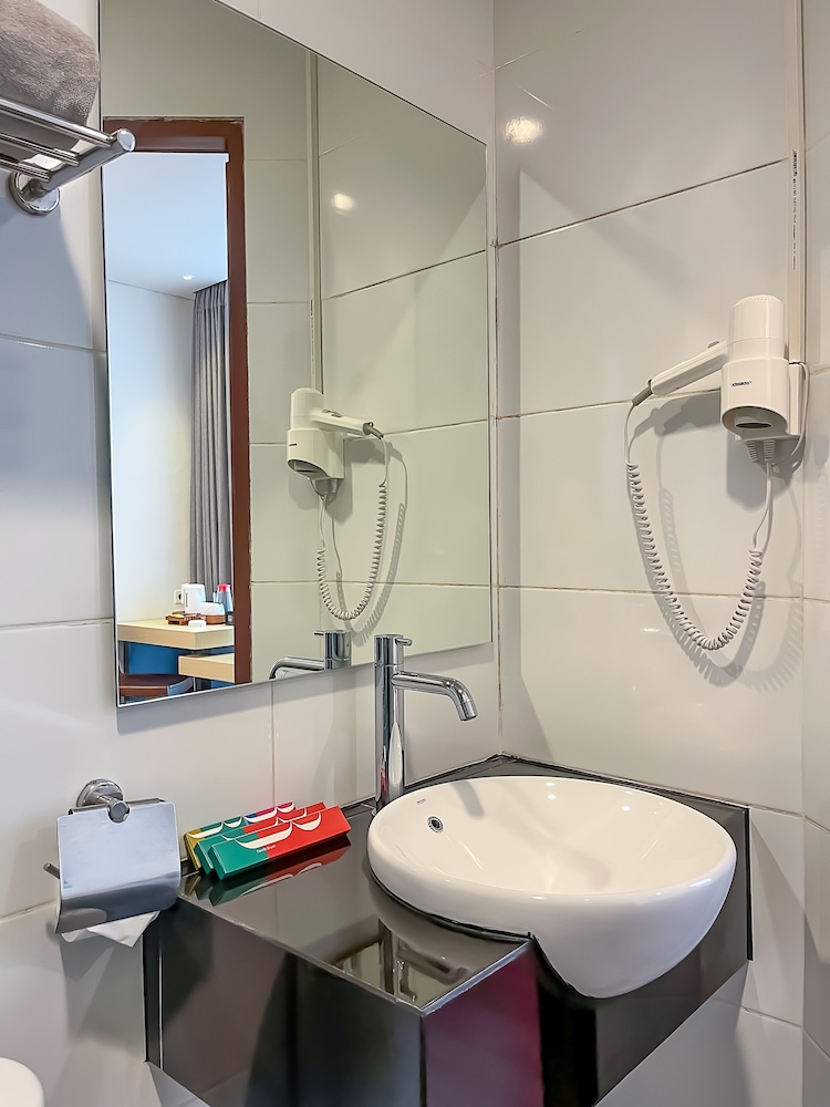 Hotel 88 Embong Malang 56/58