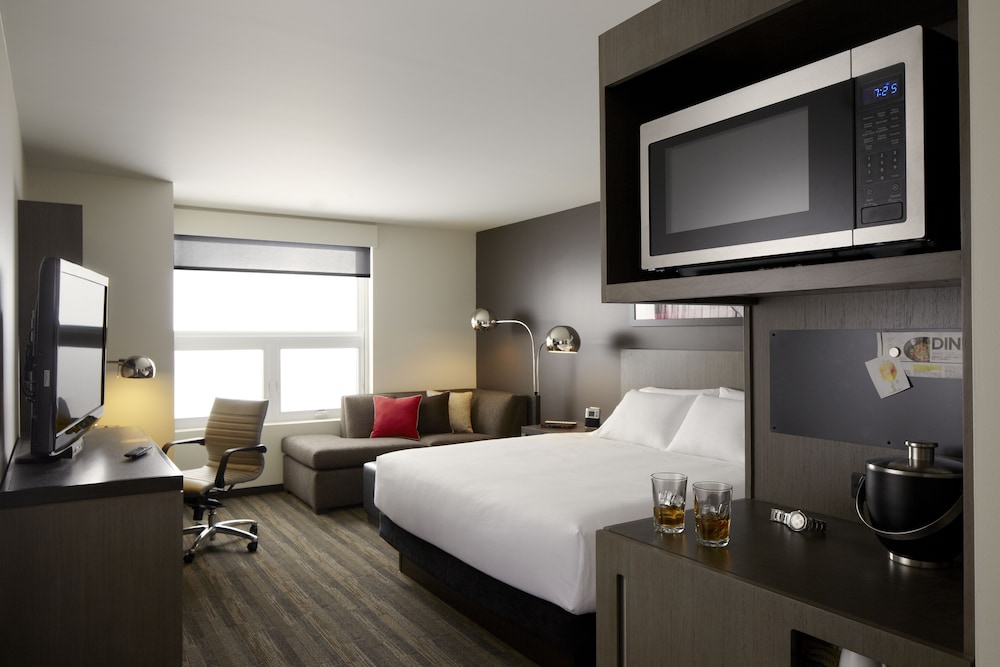 Hyatt House Portland Beaverton 7/39