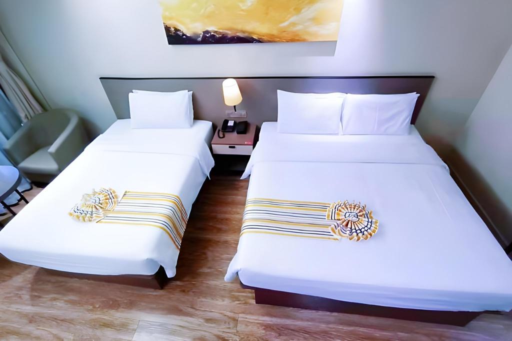 Home Inn Plus (Dali Ancient City South Gate) 26/42