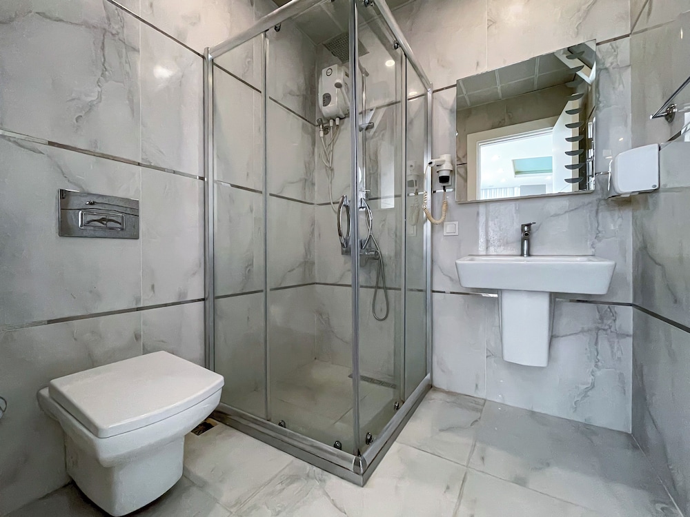 Berrak Su Hotel 45/50