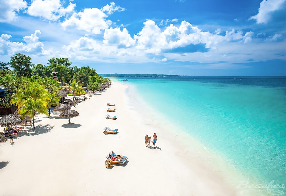 Beaches Negril 77/81