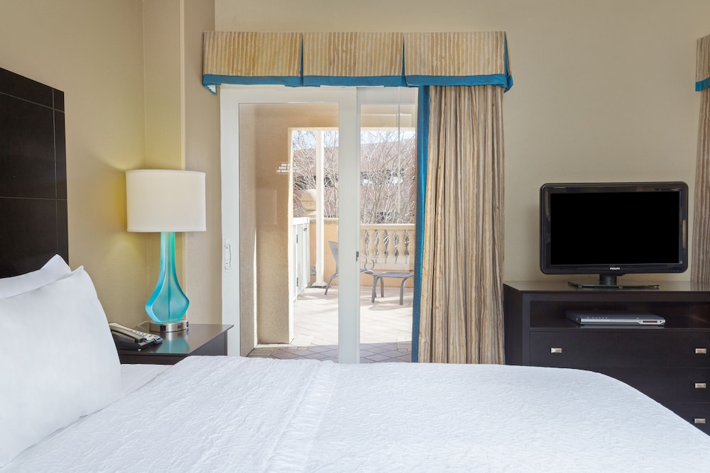 Hampton Inn & Suites St. Petersburg - Downtown photo3