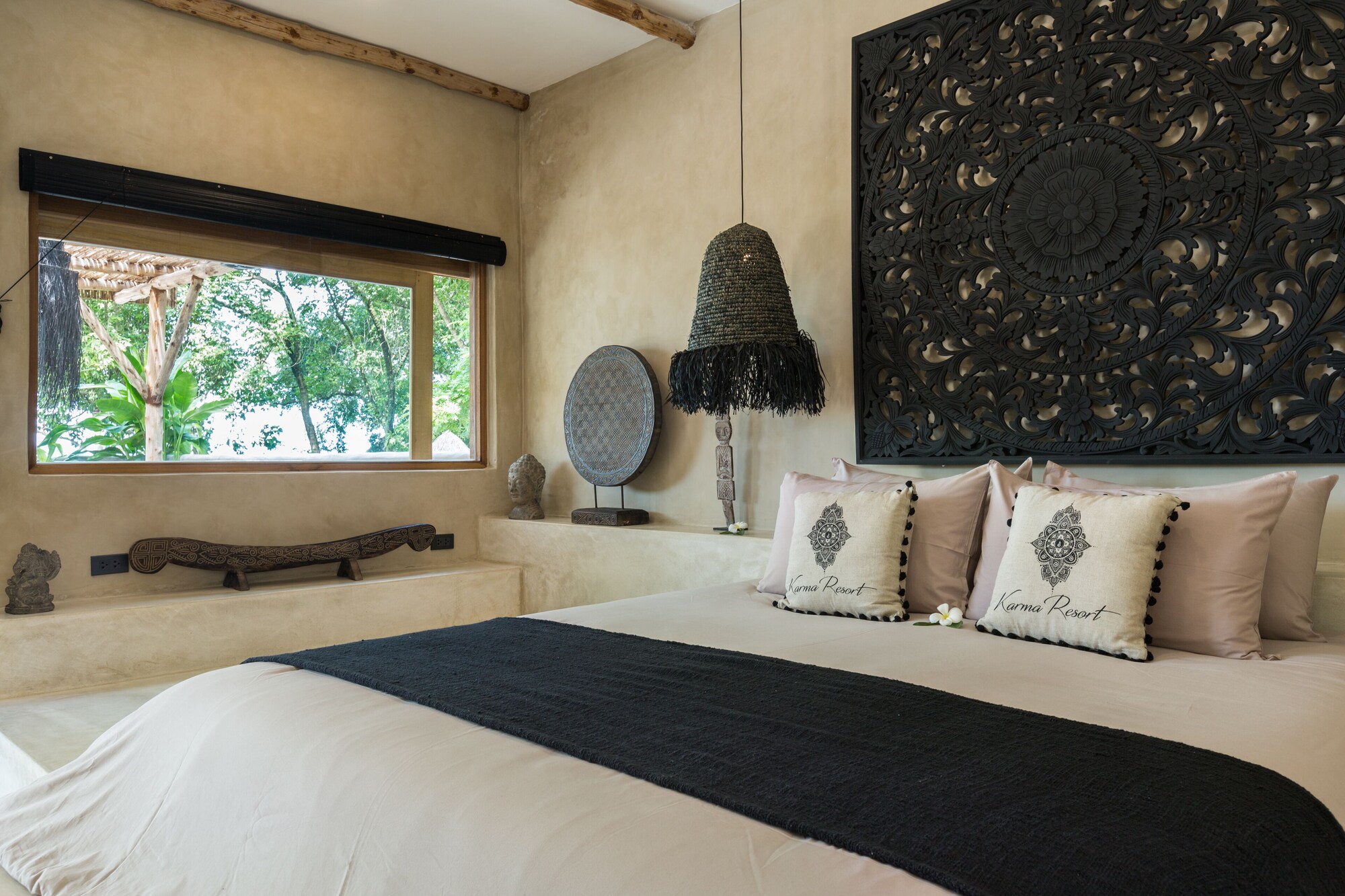 SUPERIOR, DOUBLE BED