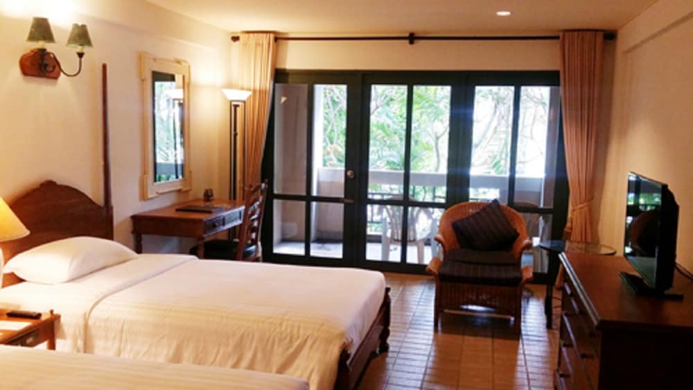 Imperial Lake View Hotel & Golf Club 6/48