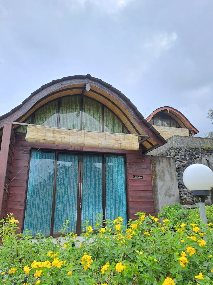 Sri Abi Ratu Villa 3/50