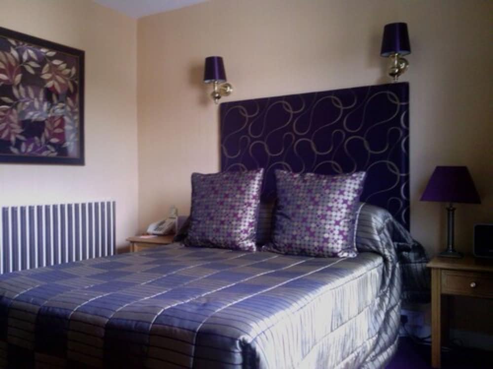 GALLERY, SUITE, DOUBLE BED
