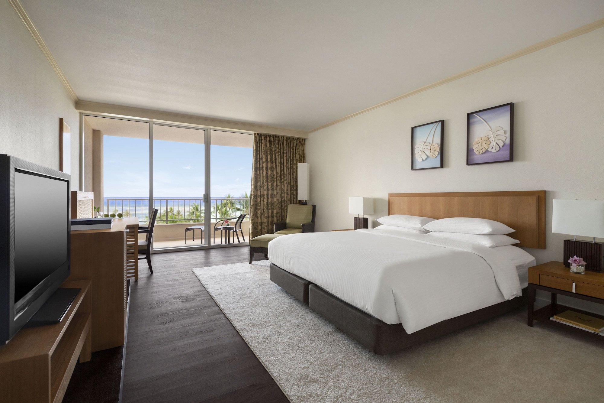 Room, King Bed, Ocean Front، Hyatt Regency Guam 5/8