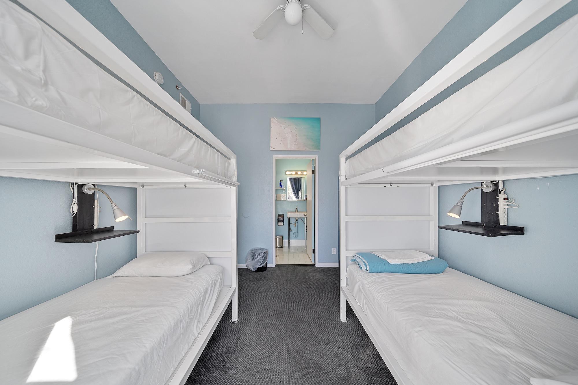 Private, Mixed Dorm, 4 Beds