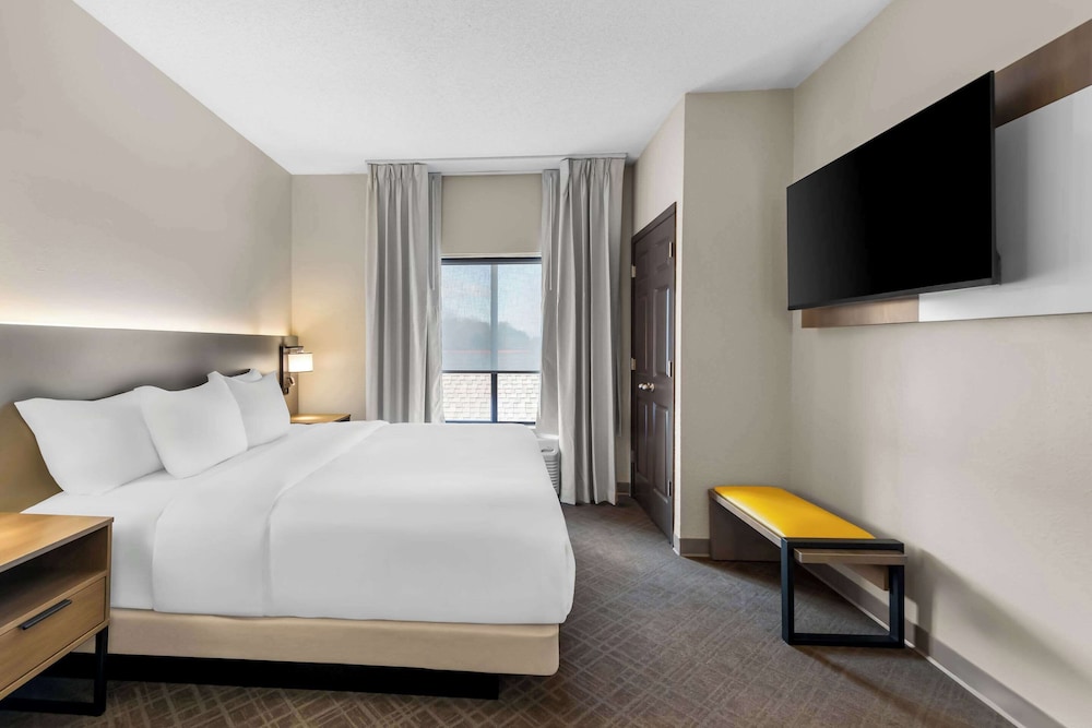 Comfort Suites Stevens Point 15/63