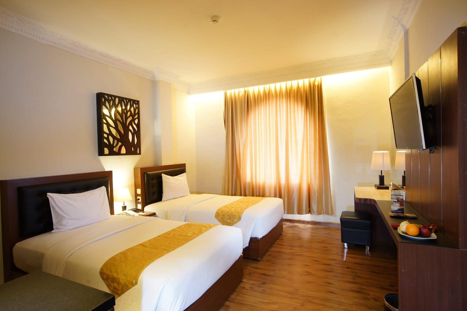 SUPERIOR, TWIN BEDS