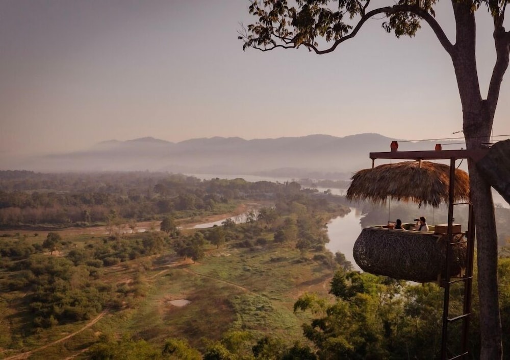 Anantara Golden Triangle Elephant Camp Resort 79/82