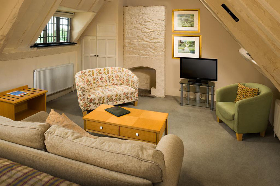 Marlborough Arms Hotel 16/41