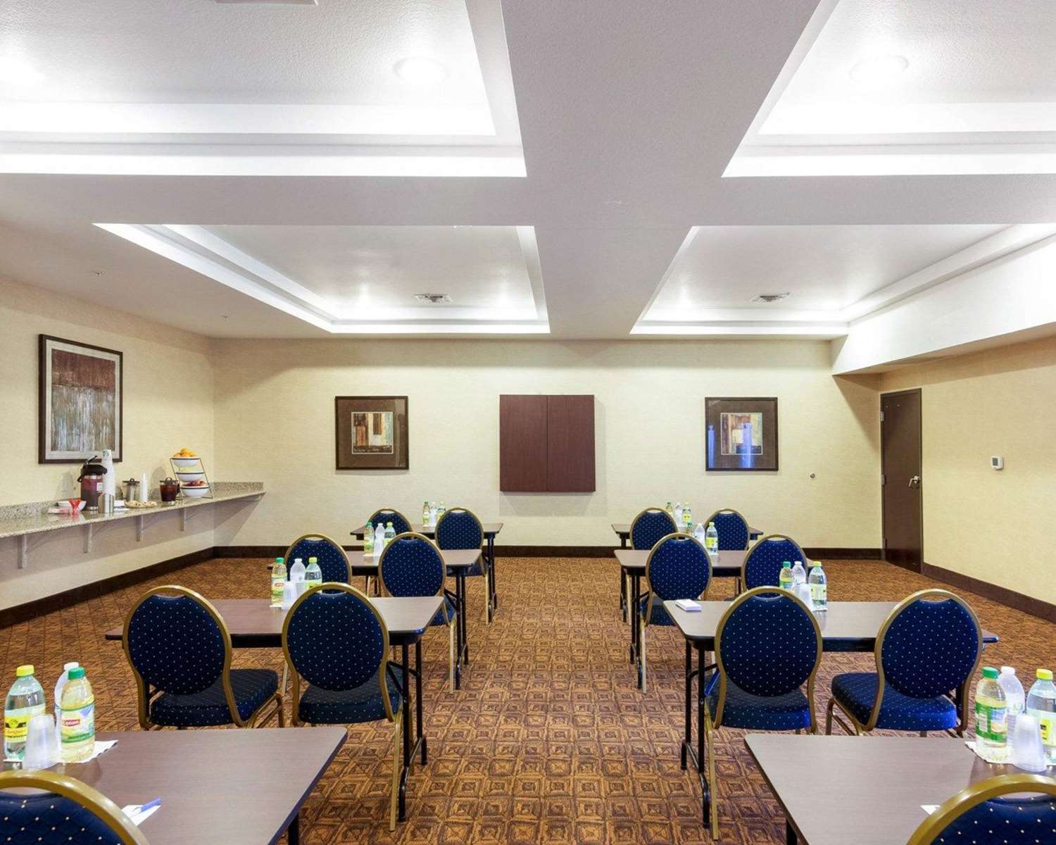 Comfort Inn and Suites Regional Medical Center 25/43