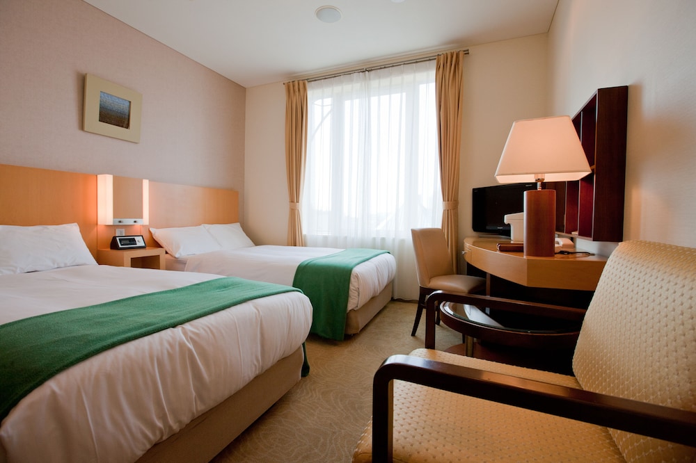 BASIC, TWIN BEDS