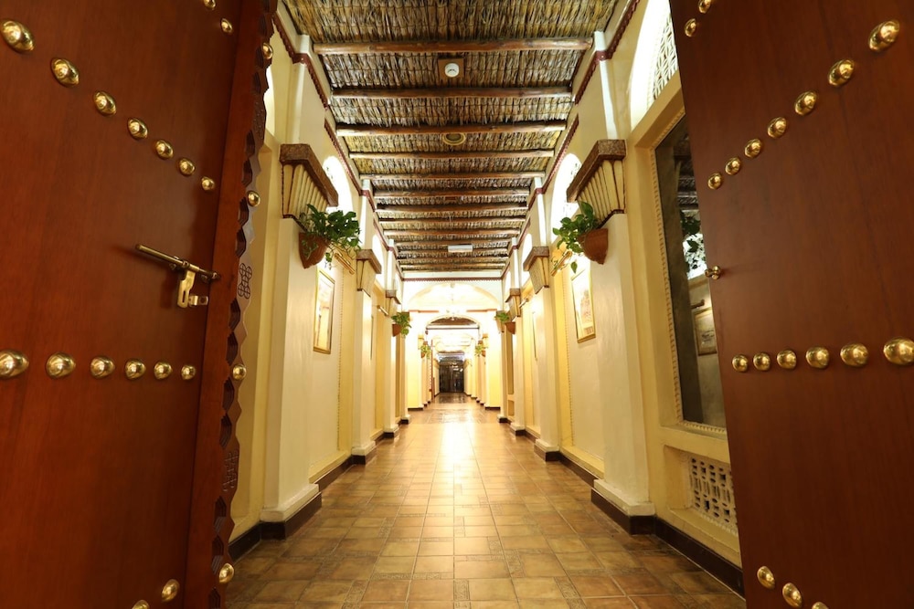 Delmon International Hotel 27/52
