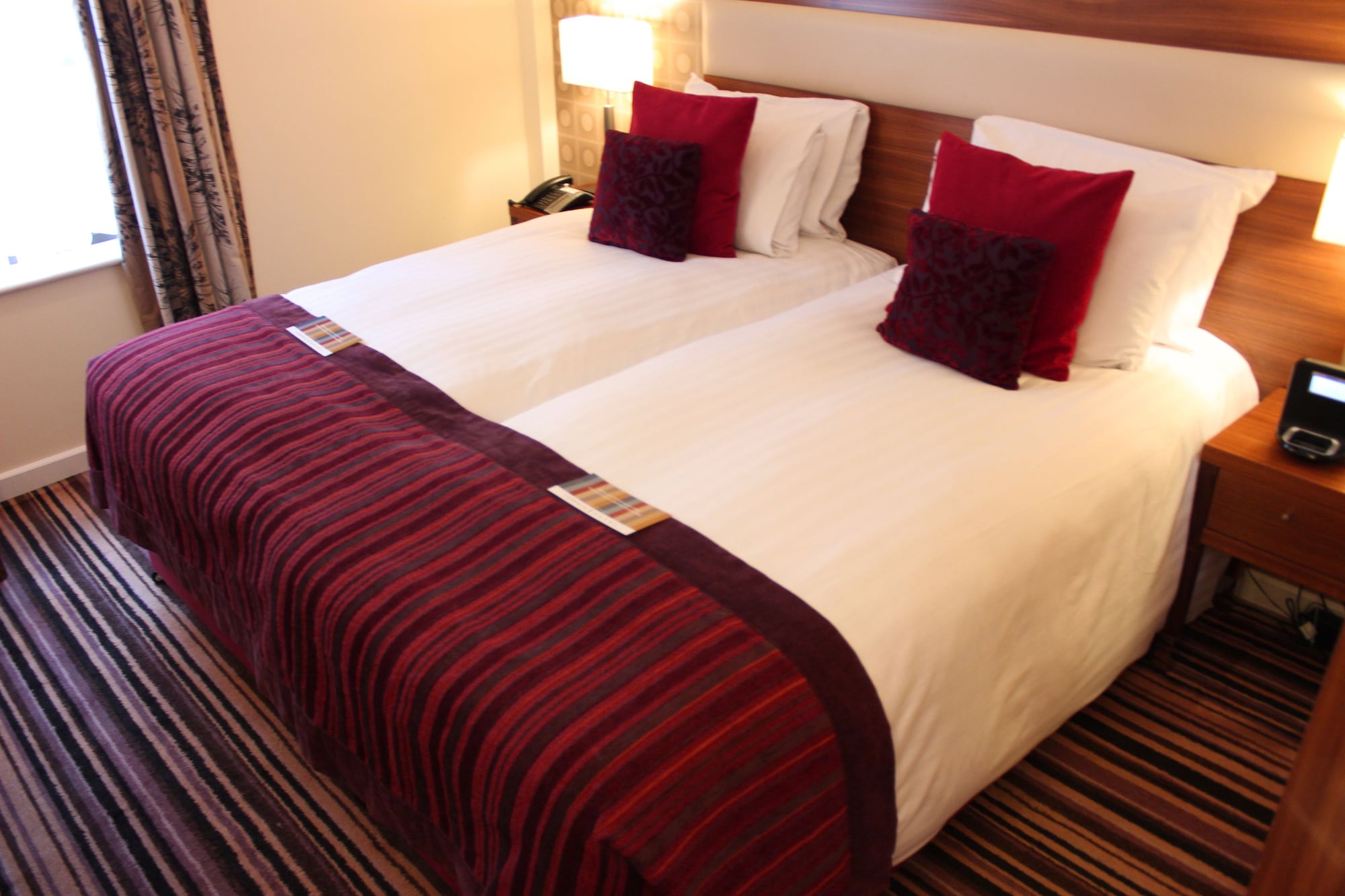 STANDARD, TWIN BEDS
