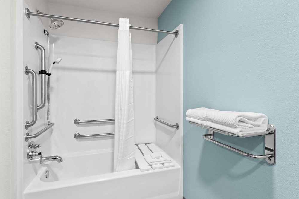 WoodSpring Suites Tucson Medical Center 39/40
