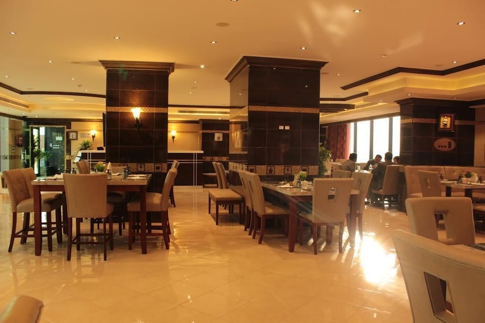 بلاتينيوم السبعين للأجنحة الفندقية(Platinum Seventy Serviced Apartments) 52/61