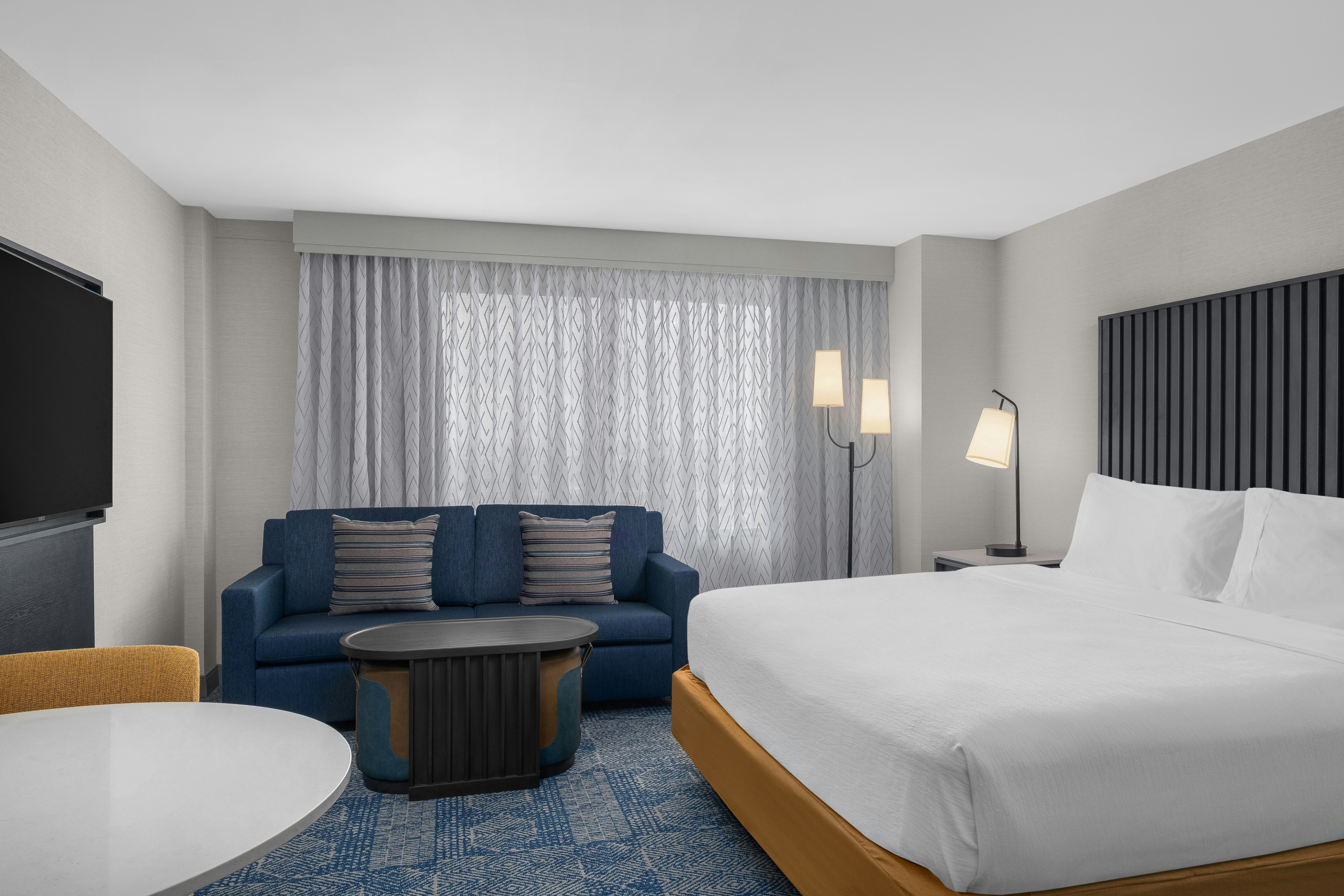 2 ROOMS, SUITE, 2 QUEEN BEDS