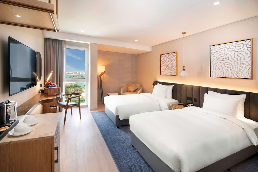 Radisson Blu Hotel and Resort Abu Dhabi Corniche 30/88