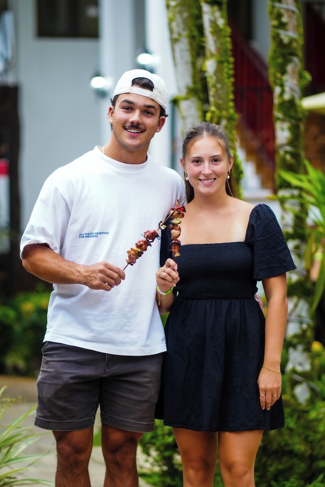 Arenal Hostel Resort 7/50