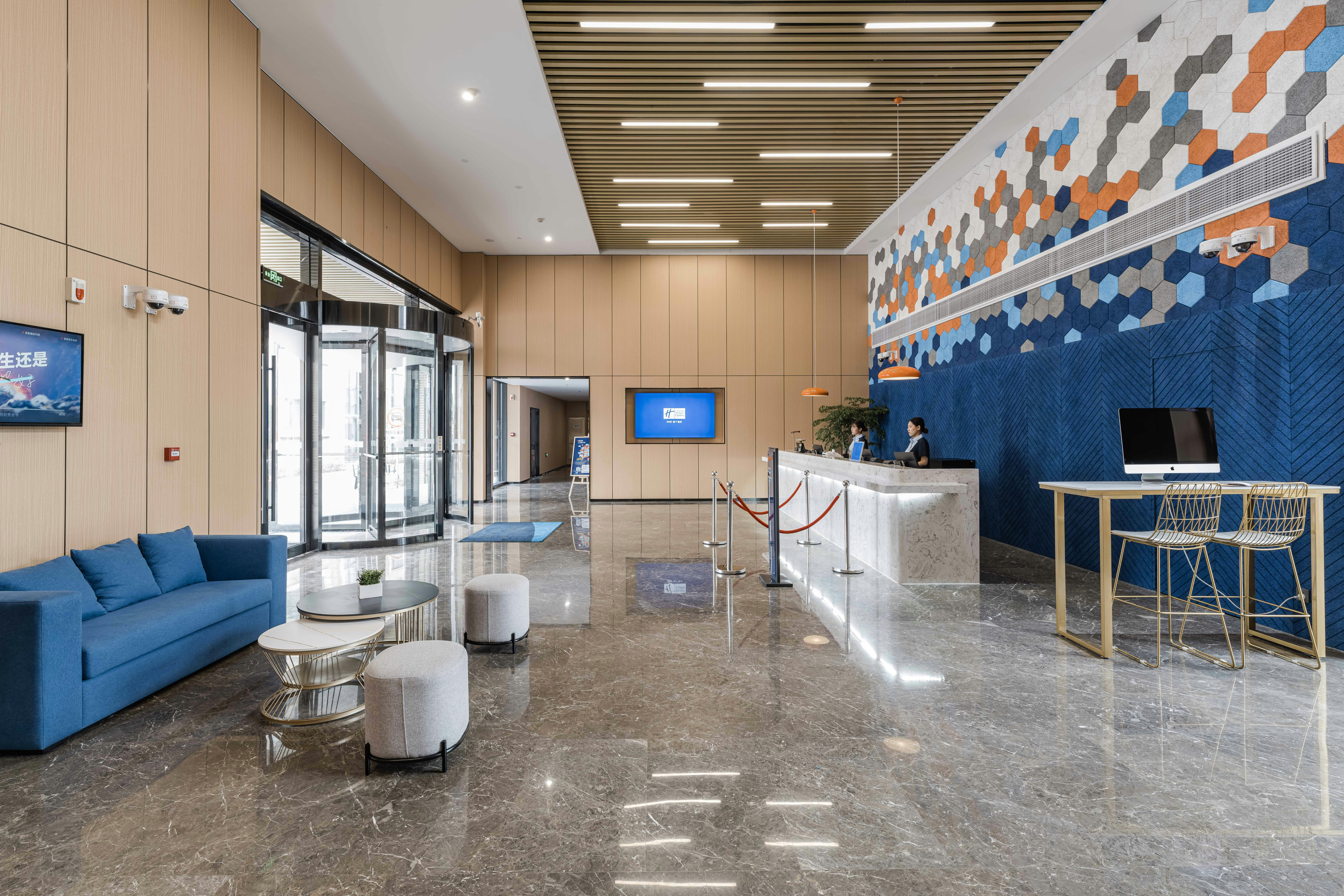 Holiday Inn Express Shanghai Pudong Chuansha 45/69
