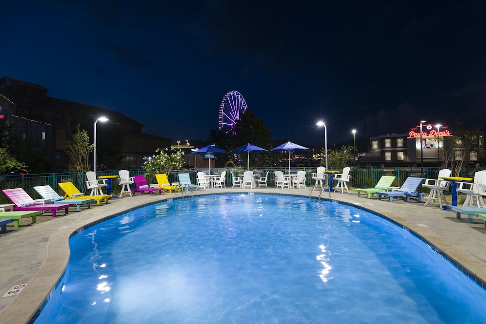 Margaritaville Island Inn 56/60