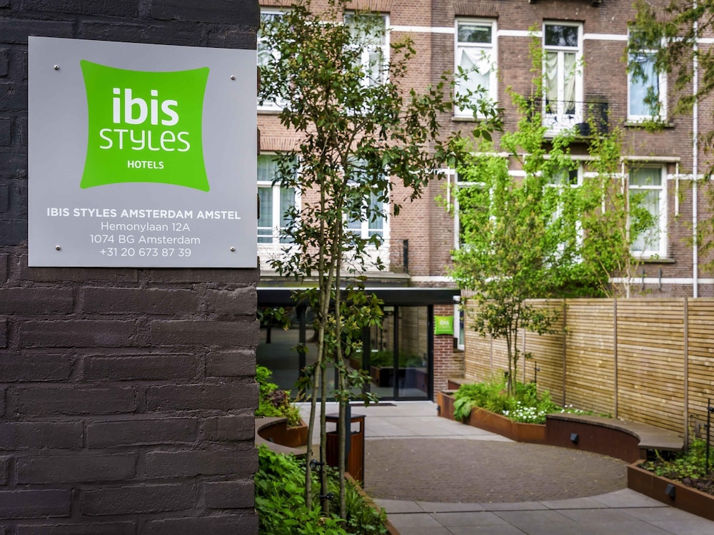 Hotel Ibis Styles Amsterdam Amstel photo1