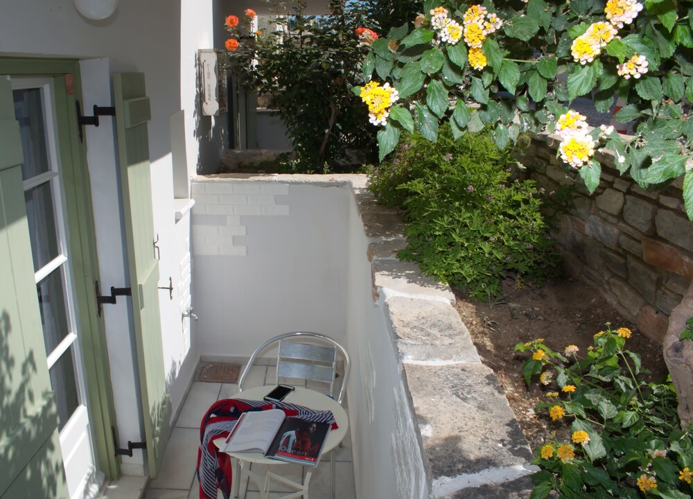 Camara Hotel 41/50