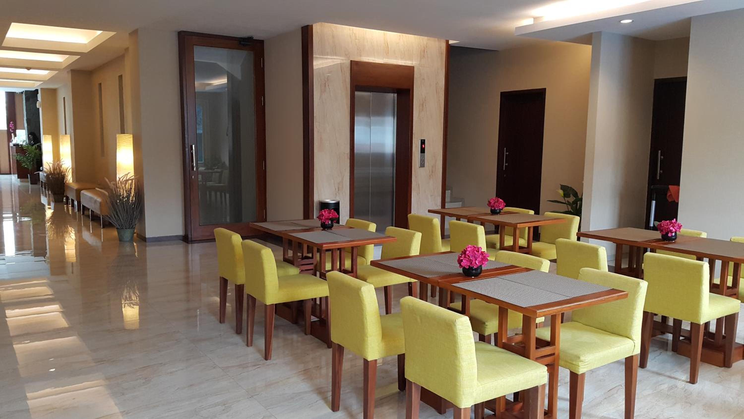 Biz Hotel Ambon 33/48