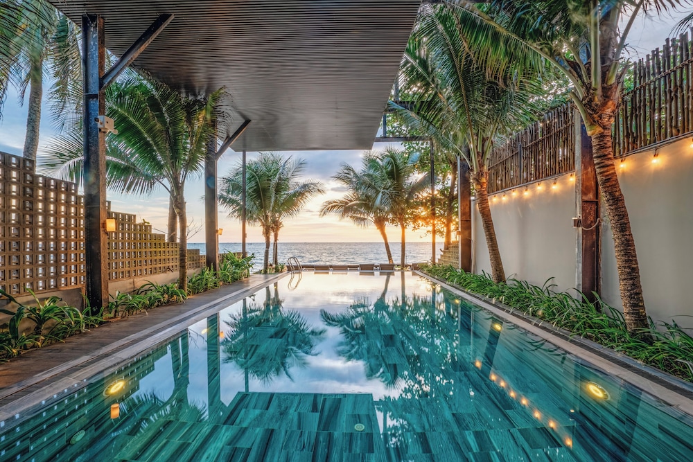 M Hotel Phu Quoc 25/59