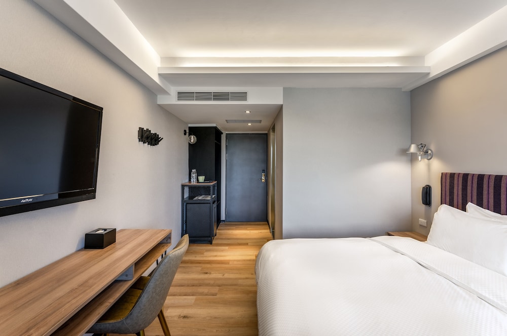 EXQUISITE, DOUBLE BED