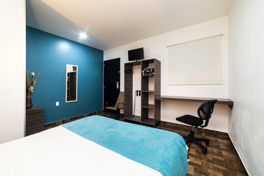 Hotel Boutique Las Campanas 33/41