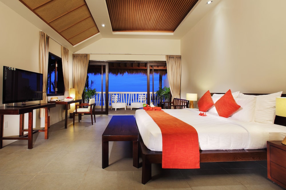 The Cliff Resort And Residences 16/50