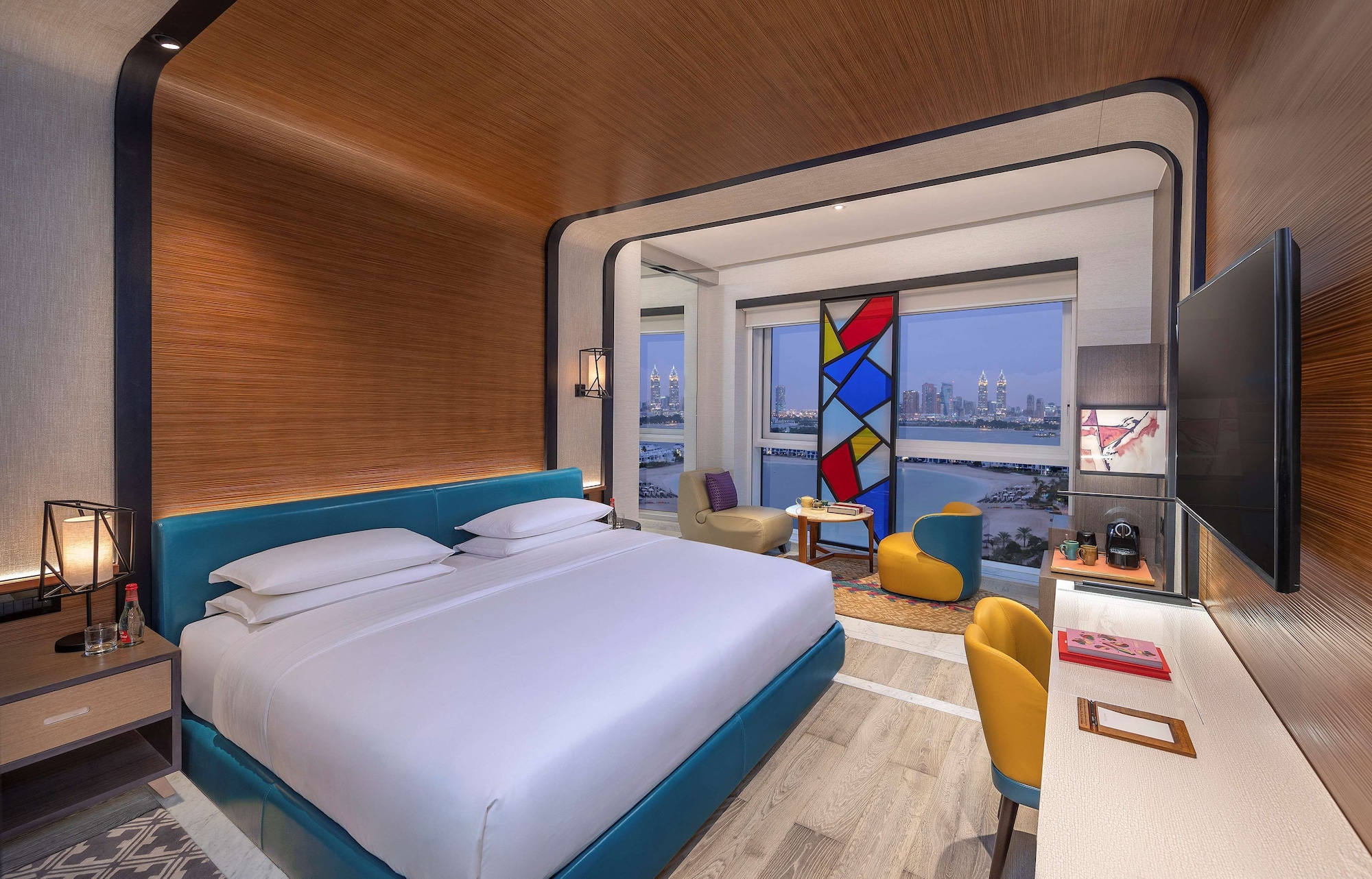 ANDAZ
