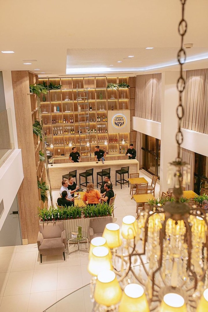 Manaira Hotel 11/56