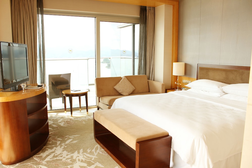 SHERATON QIANDAO LAKE RESORT 10/40
