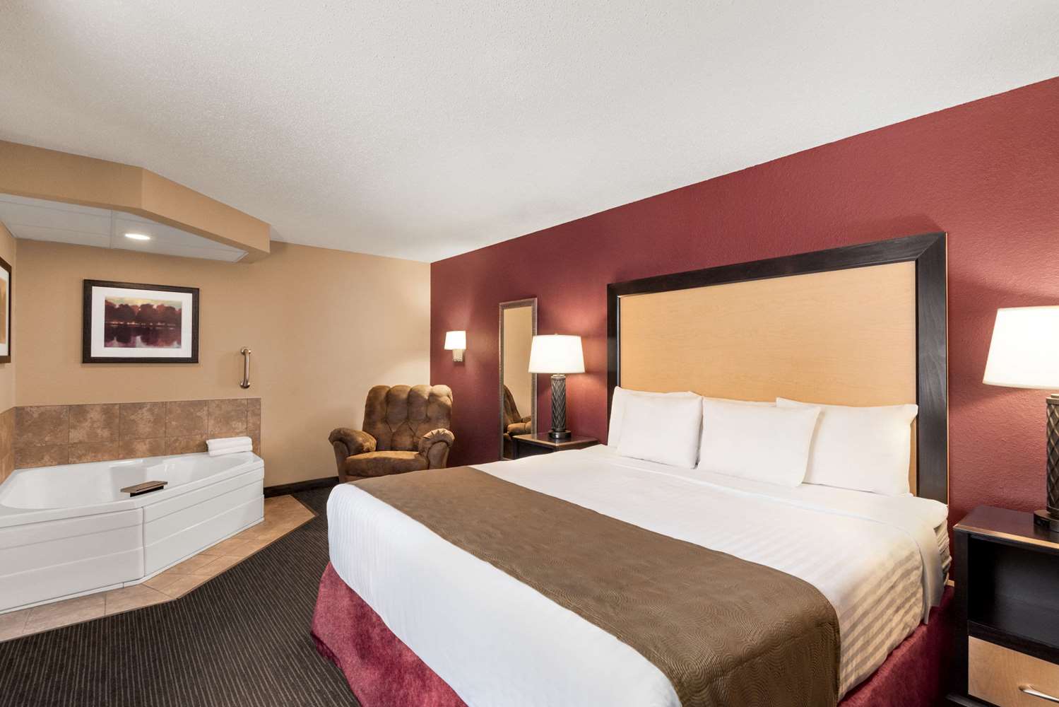 AmericInn by Wyndham Detroit Lakes 17/40