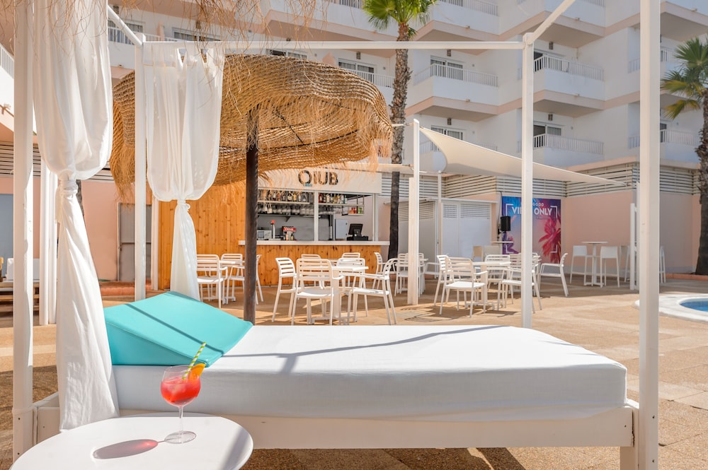 Apartamentos Vibra Panoramic in IBIZA
