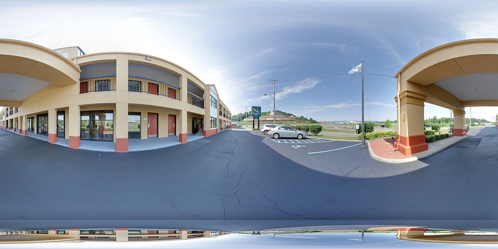 Quality Inn Tanglewood 7/50