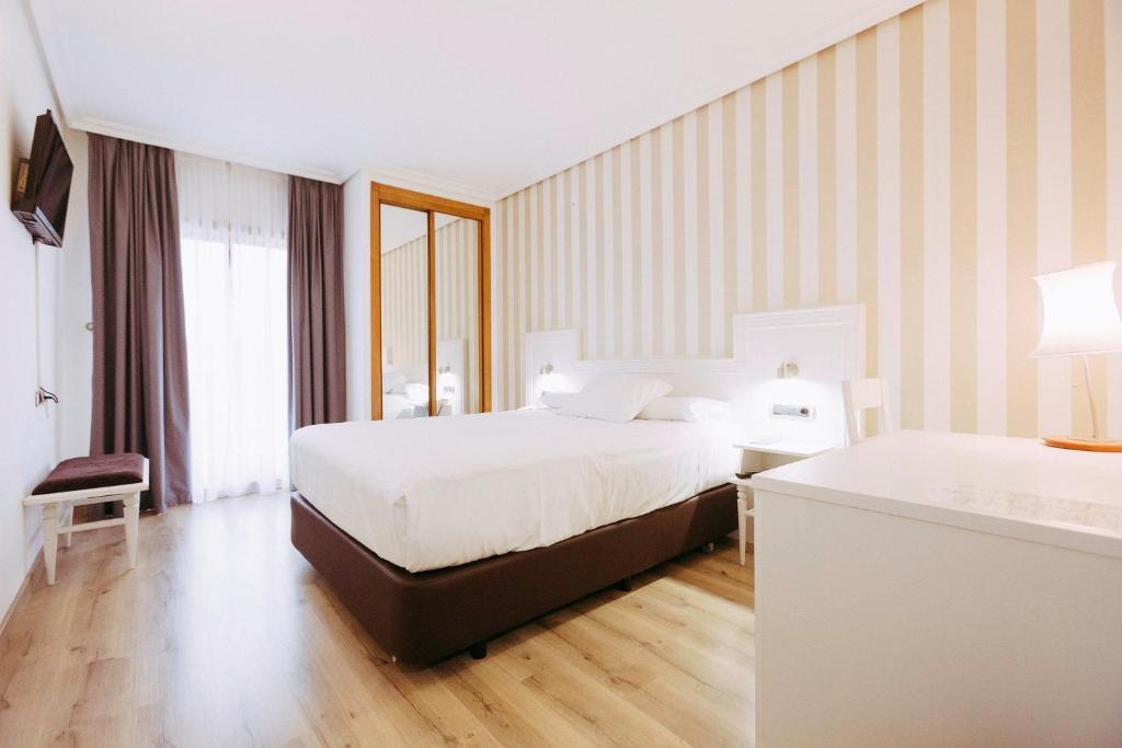 Inner, Double Bed