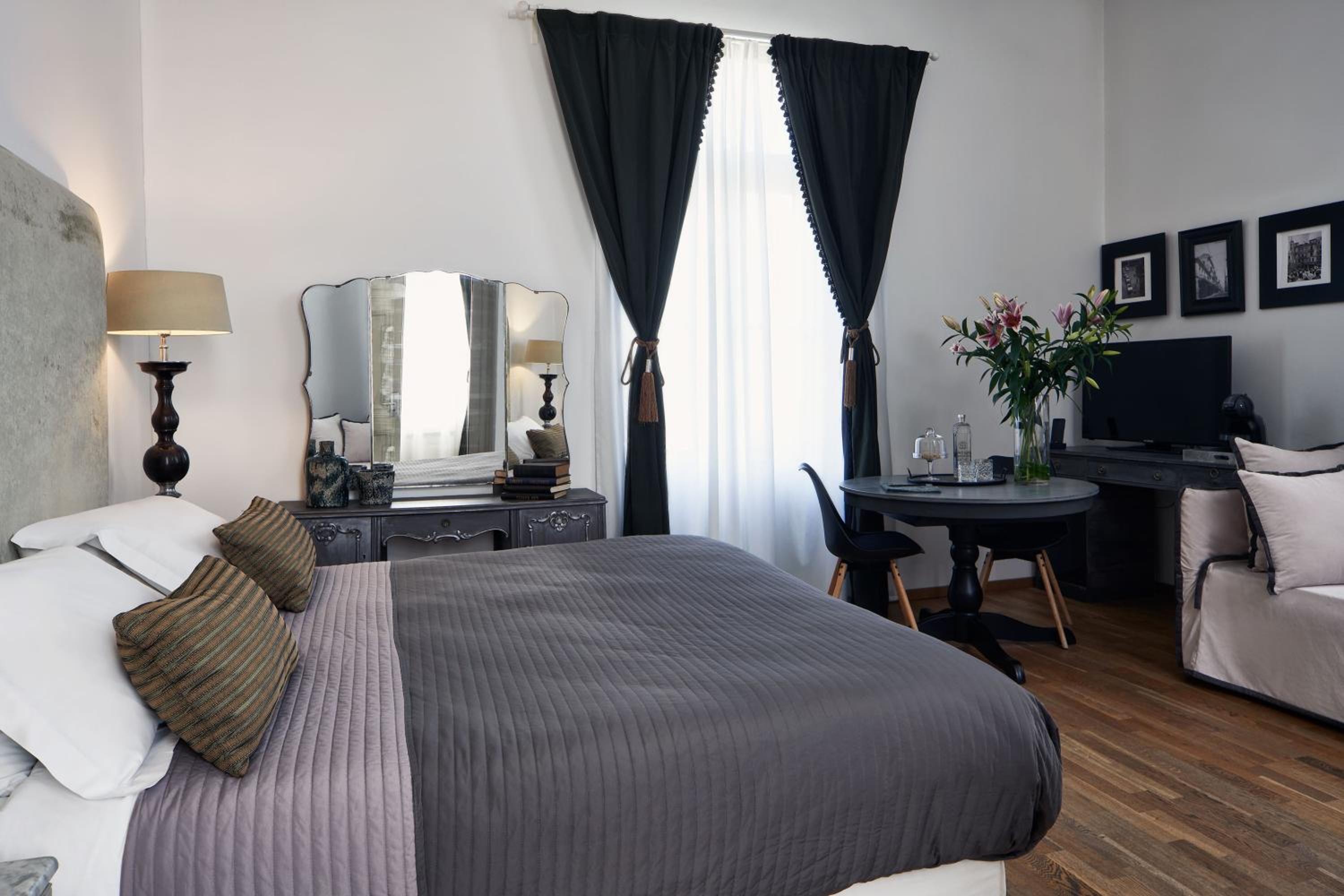 Junior Suite, Acropolis View