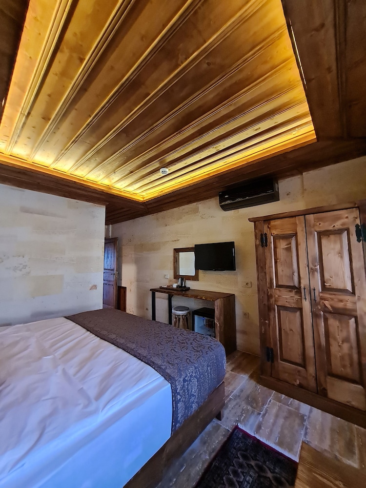 STANDARD, DOUBLE OR TWIN BED