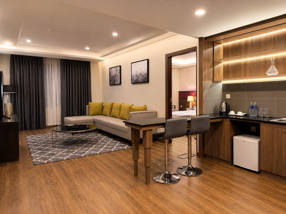 Savan Resorts 45/69