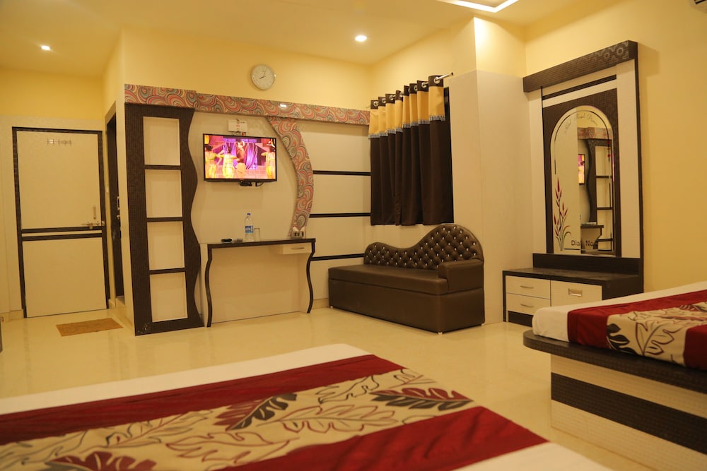 Hotel Royal Ajmer 20/40