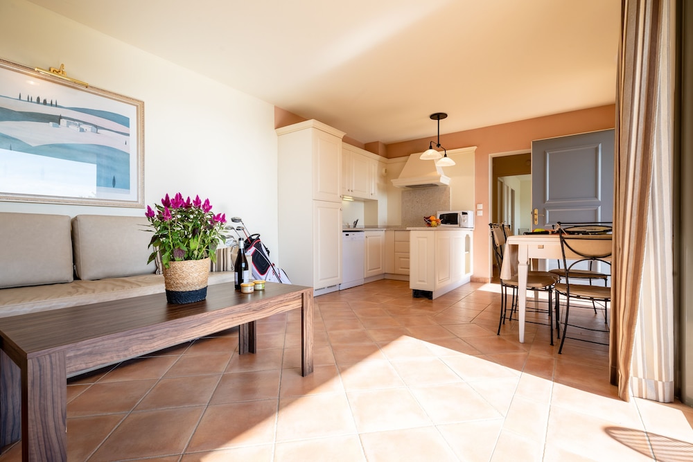 Madame Vacances Residence Provence Country Club 31/50