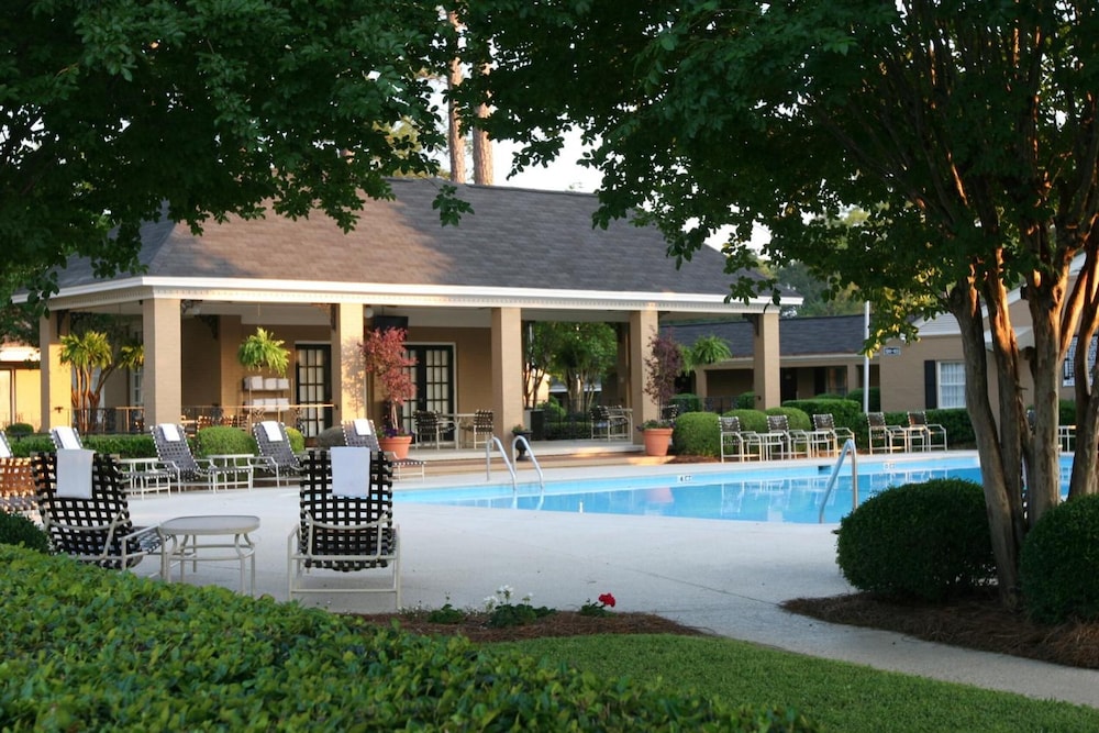 Merry Acres Inn 44/50