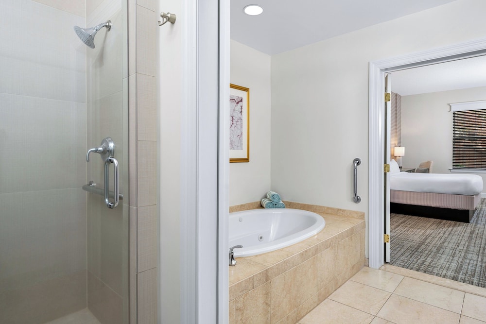 Marriott S Manor Club At Ford S Colony 46/50