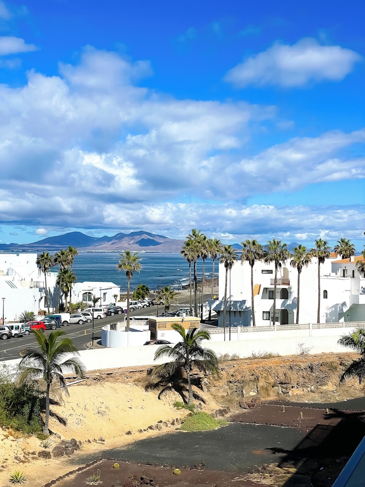Corralejo Surfing Colors Hotel & Apartments 46/50