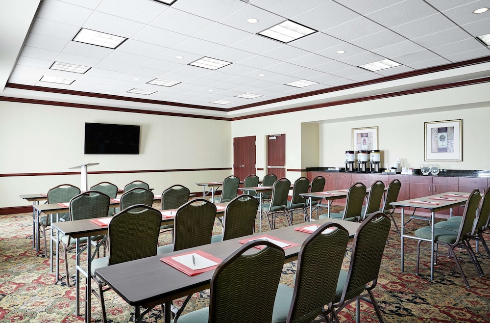 Hampton Inn Indianapolis Northwest Park 100 32/35